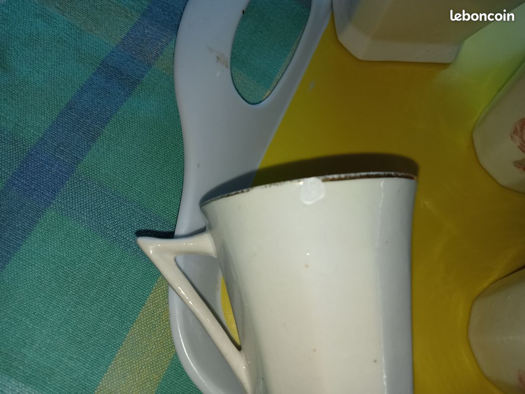 Service a café en porcelaine (image 4)