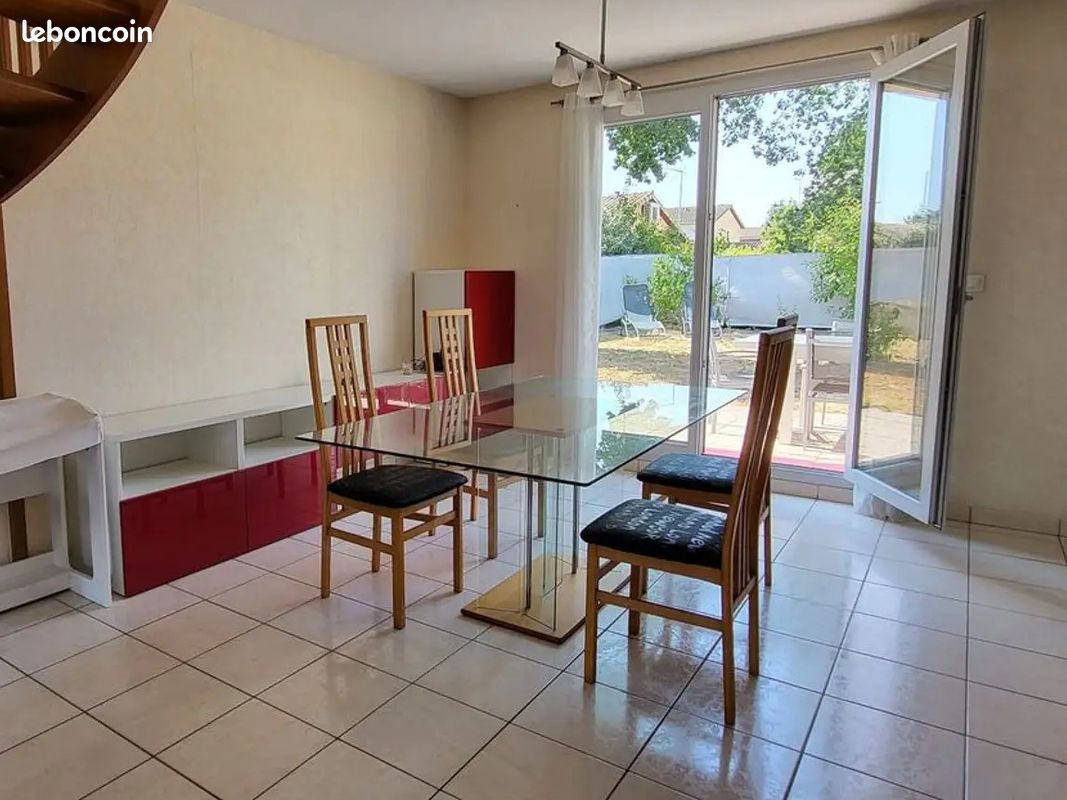 Maison 4 pièces 85 m² · à La Salvetat-Saint-Gilles · 85 m² · 1 090 €/mois
