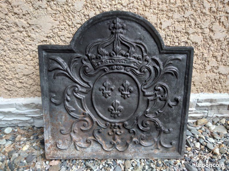 Plaque en fonte cheminée (image 1)