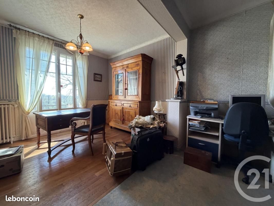 Château 7 pièces 150 m² (image 7)