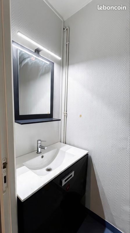Appartement 50 m Place Des Lices (image 3)