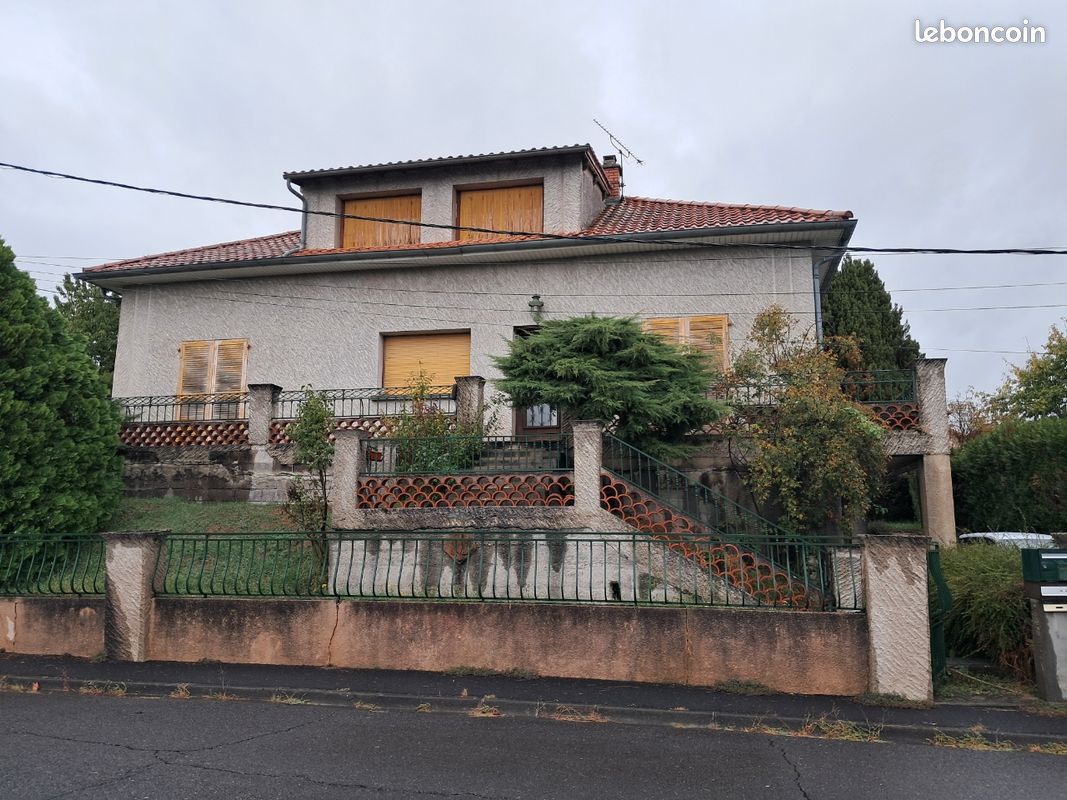 Maison 7 pièces 150 m² · à Billom · 150 m² · 200 000 €