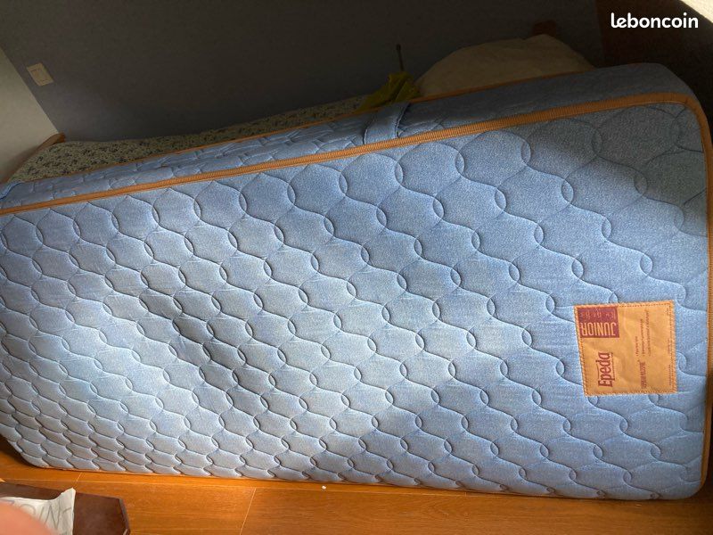 Lit acier BUT 1 personne et matelas 90/140 (image 3)