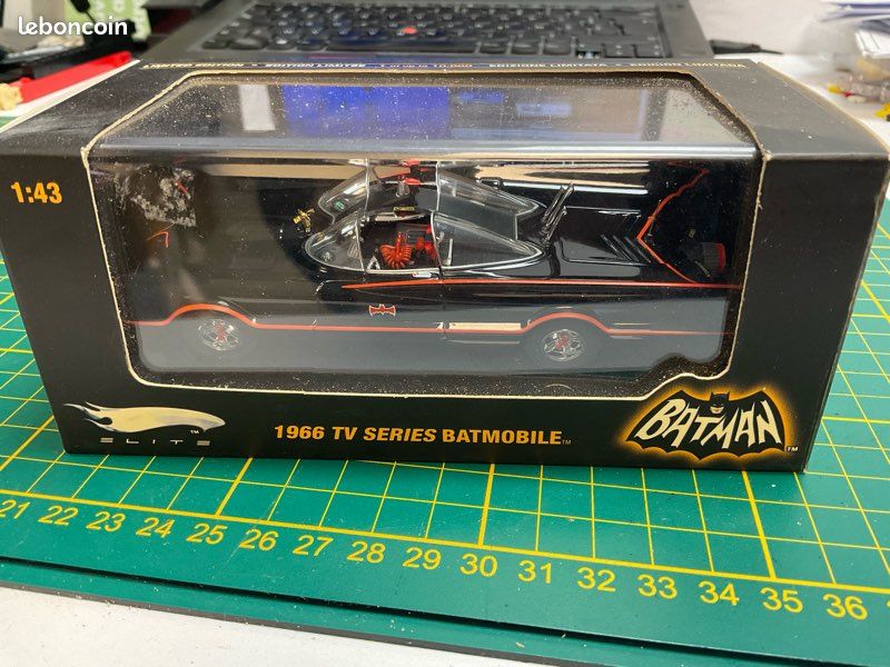 1966 batmobile hotwheels élite 1/43 - Collection