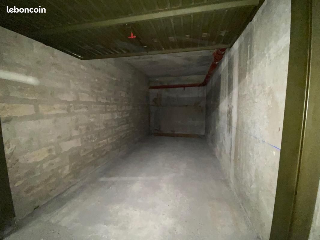Parking 13 m² · à Arcueil · 13 m² · 20 500 €