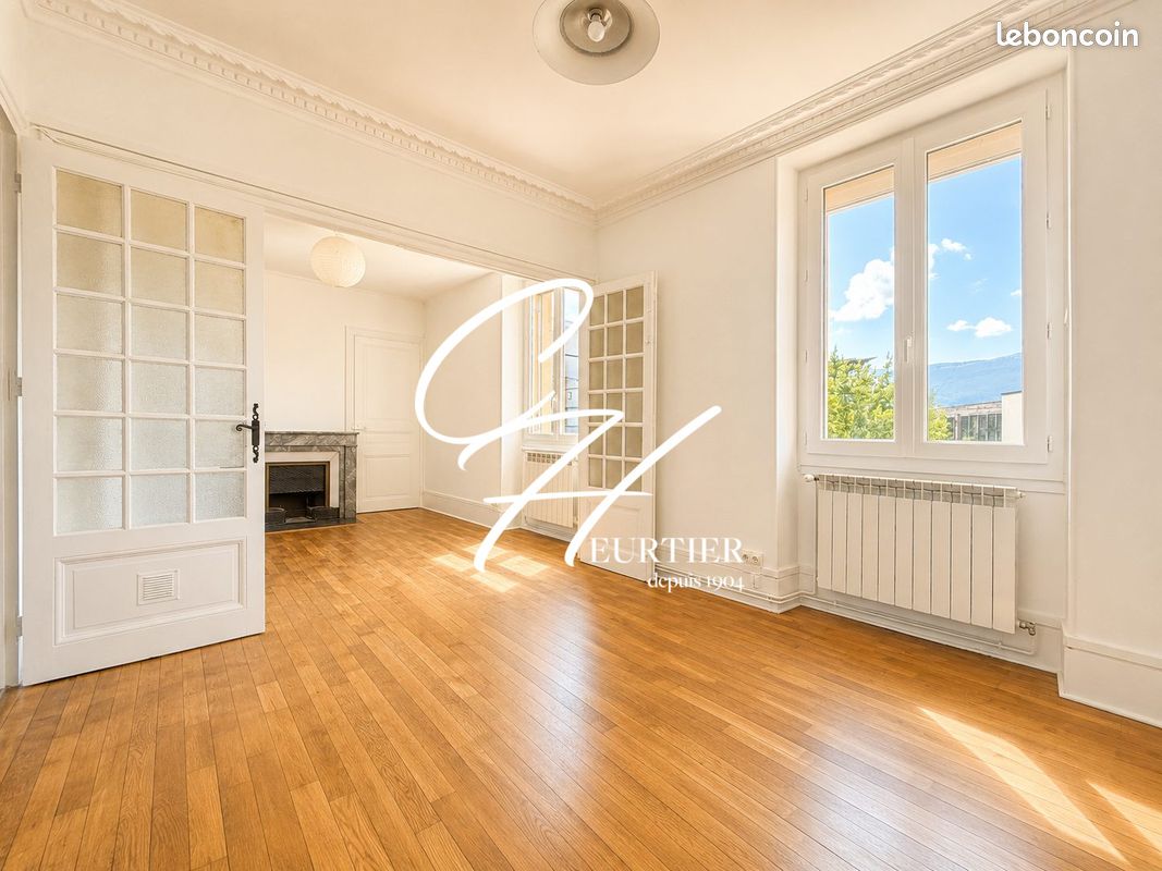 Appartement 4 pièces 70 m² · à Grenoble · 70 m² · 843 €