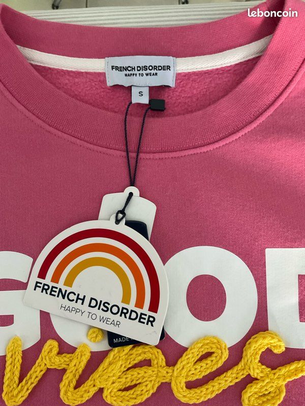 T-shirt homme H&M, taille S (D'occasion) à Lausanne pour CHF 6 - avec T-shirt homme H&M, taille S (D'occasion) à Lausanne pour CHF 6 - avec