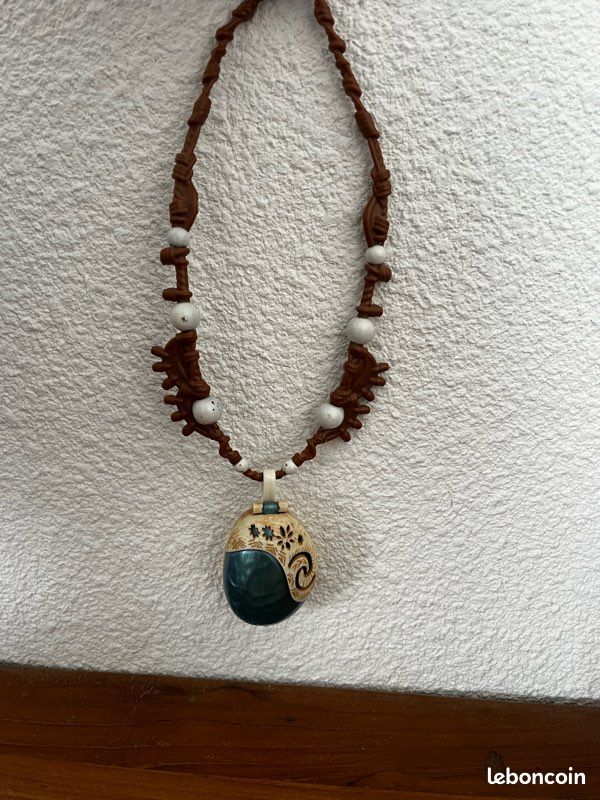 Jouet collier Vaiana (image 2)