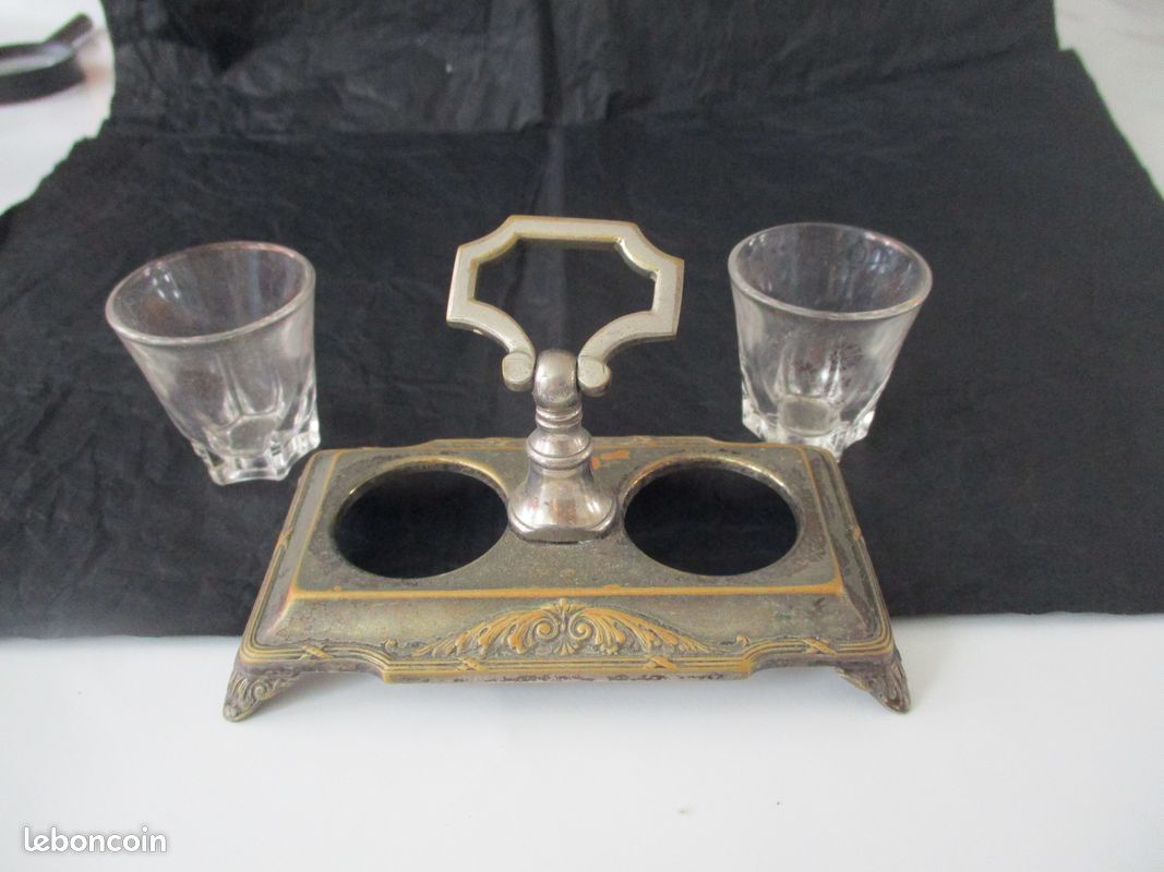 Ancien serviteur de table en métal salière et poivrière salerons en bronze serviteur (image 12)