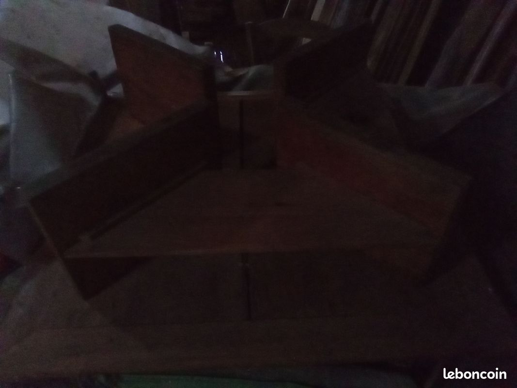 Table de salon en merisier massif (image 3)