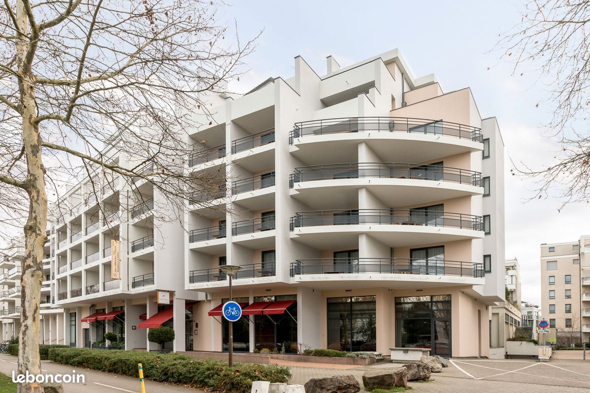 Parking 2 pièces 36 m² · à Strasbourg · 36 m² · 135 000 €