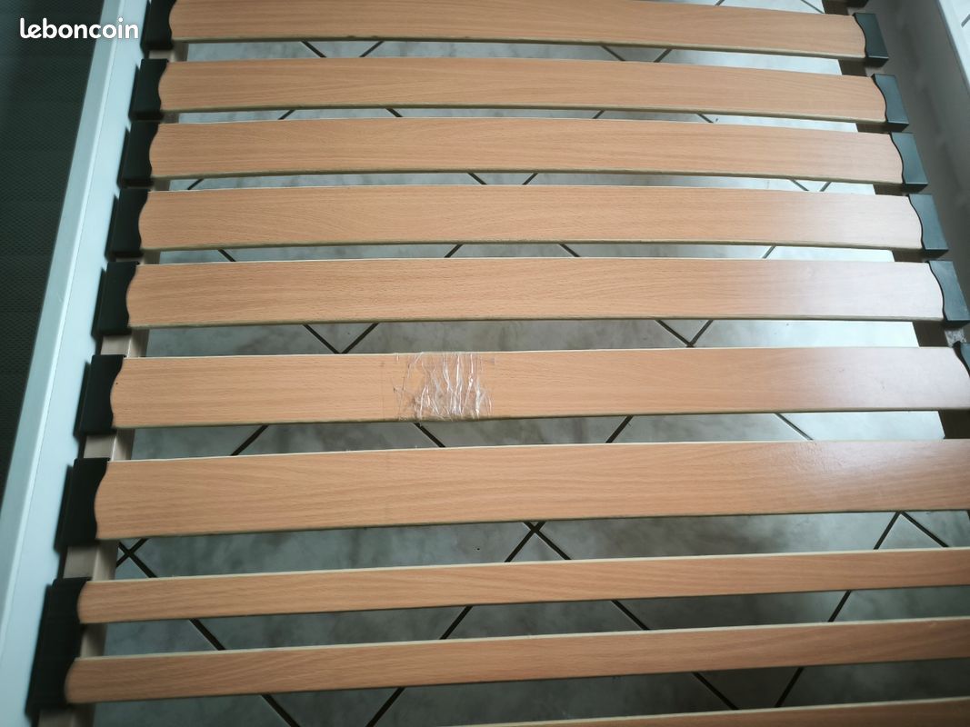 Lit 90 (image 4)