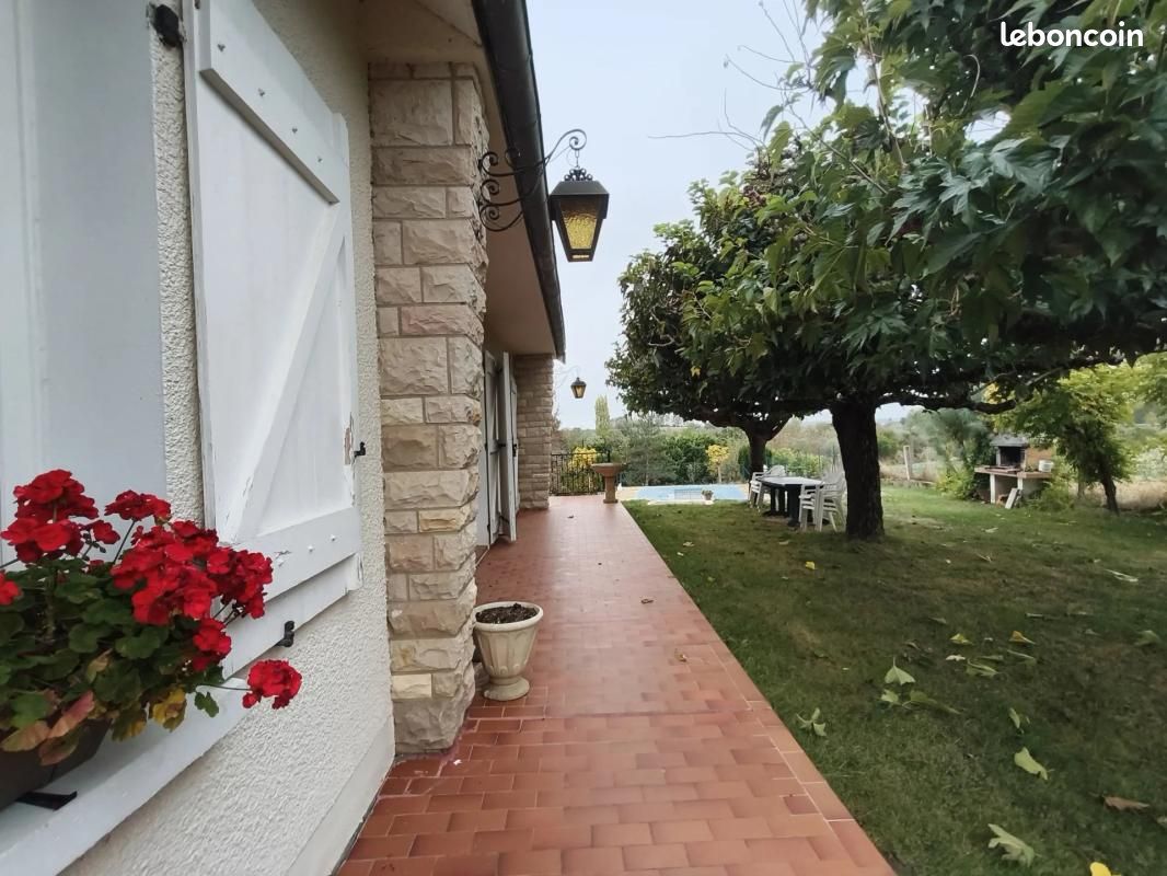 Maison 8 pièces 150 m² · à Caussade · 150 m² · 235 000 €