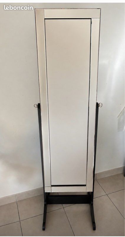 Meuble à bijoux miroir (image 1)