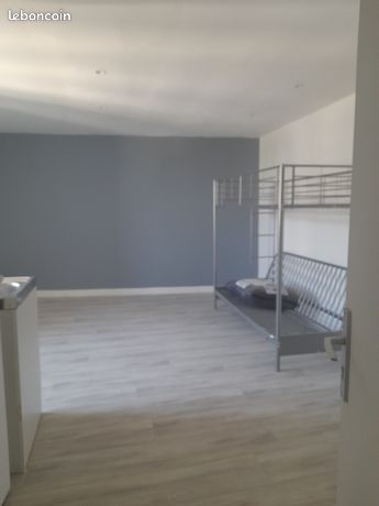 Studio 30m2 refait à neuf