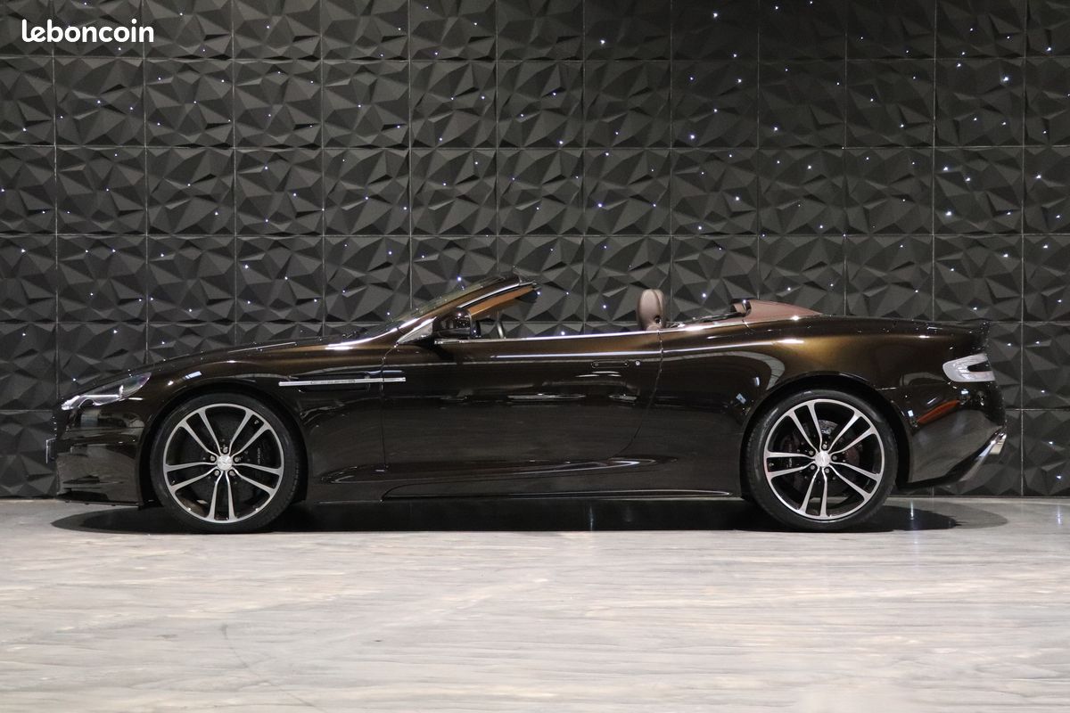 Aston Martin DBS Volante V12 Touchtronic - Configuration Unique - B&O - Carbone - Entretien Full AM (image 4)