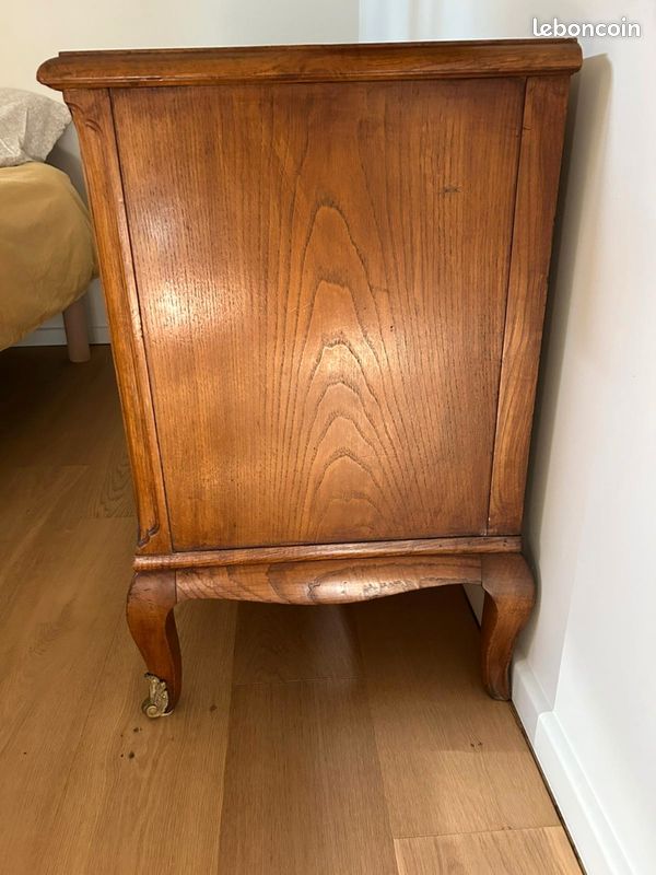 Commode (image 3)