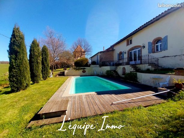 Propriété 18 pièces 590 m²