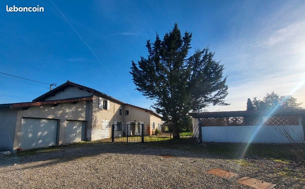 Maison 12 pièces 271 m² · à Villars-les-Dombes · 271 m² · 449 000 €