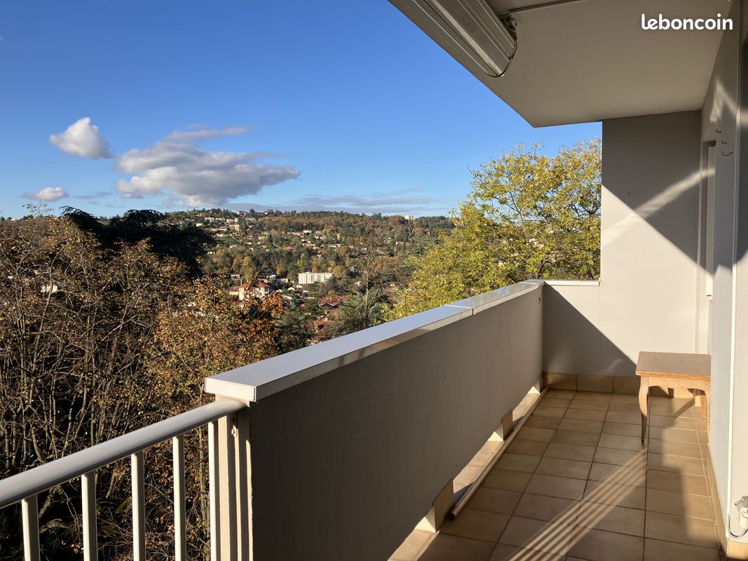Appartement 4 pièces 84 m² · à Oullins-Pierre-Bénite · 84 m² · 229 000 €