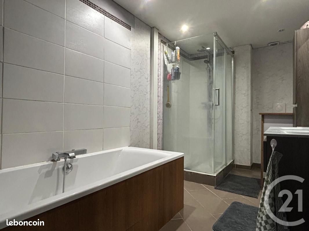 Appartement 3 pièces 77 m² (image 8)