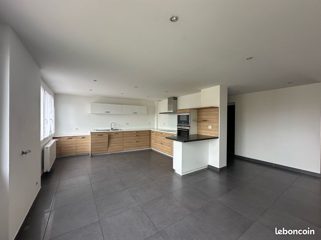 Appartement 5 pièces 145 m² · à Audincourt · 145 m² · 151 900 €