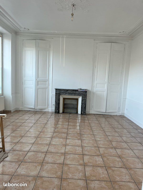 Appartement 2 pièces 51 m² · à La Ferté-Bernard · 51 m² · 550 €/mois