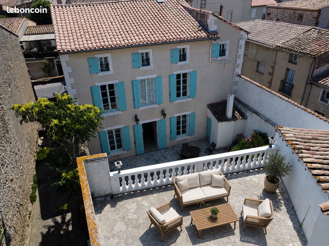 Maison 10 pièces 318 m² · à Rieux-Minervois · 318 m² · 249 000 €