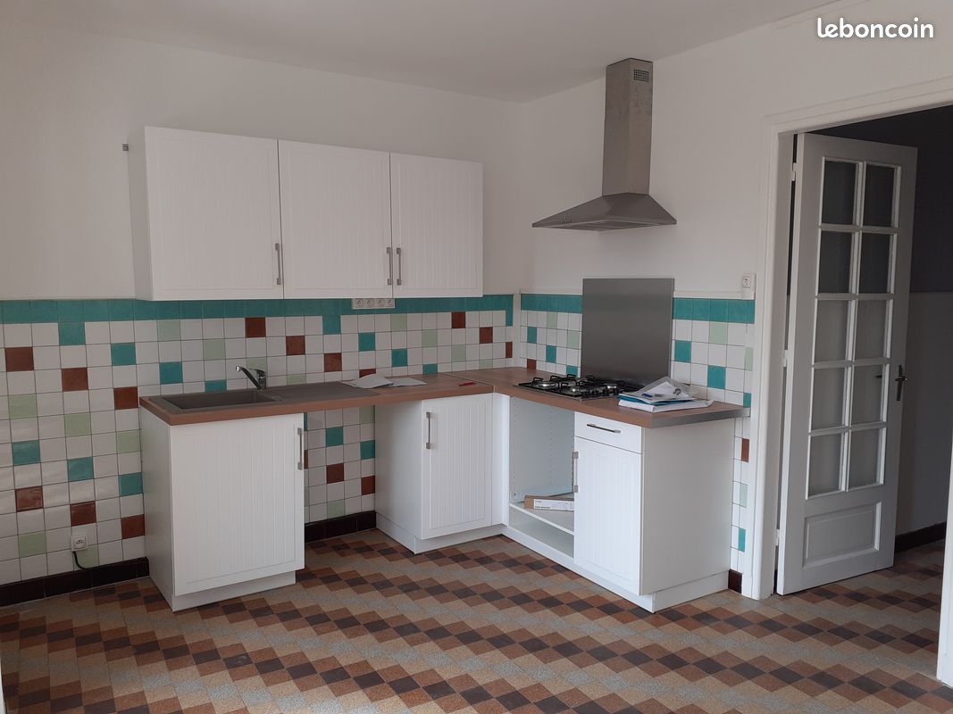 Maison 5 pièces 96 m² · à Neuville-sous-Montreuil · 96 m² · 820 €