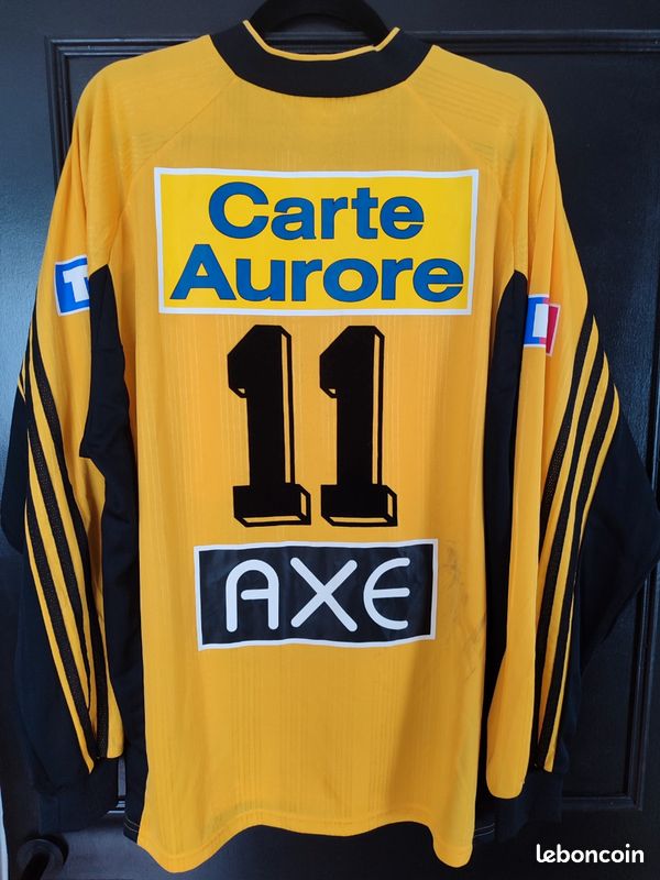 Maillot vintage porté n°11 MAISON OCCITANE Amoros Champ Bouttier