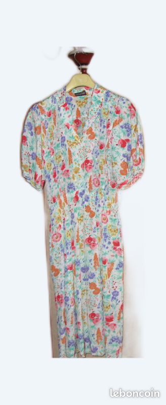 4 robes d'ete manches courtes (image 1)
