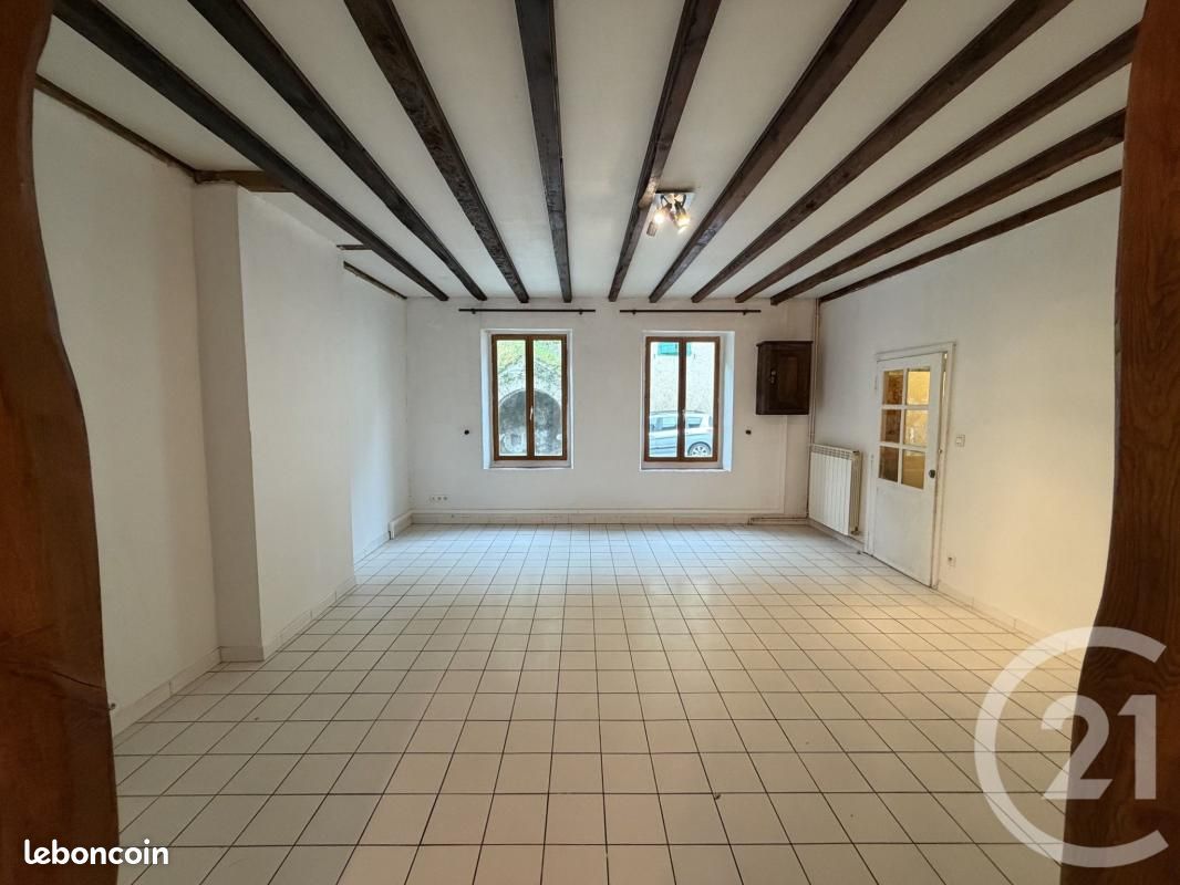 Maison 5 pièces 120 m² · à Burlats · 120 m² · 99 000 €
