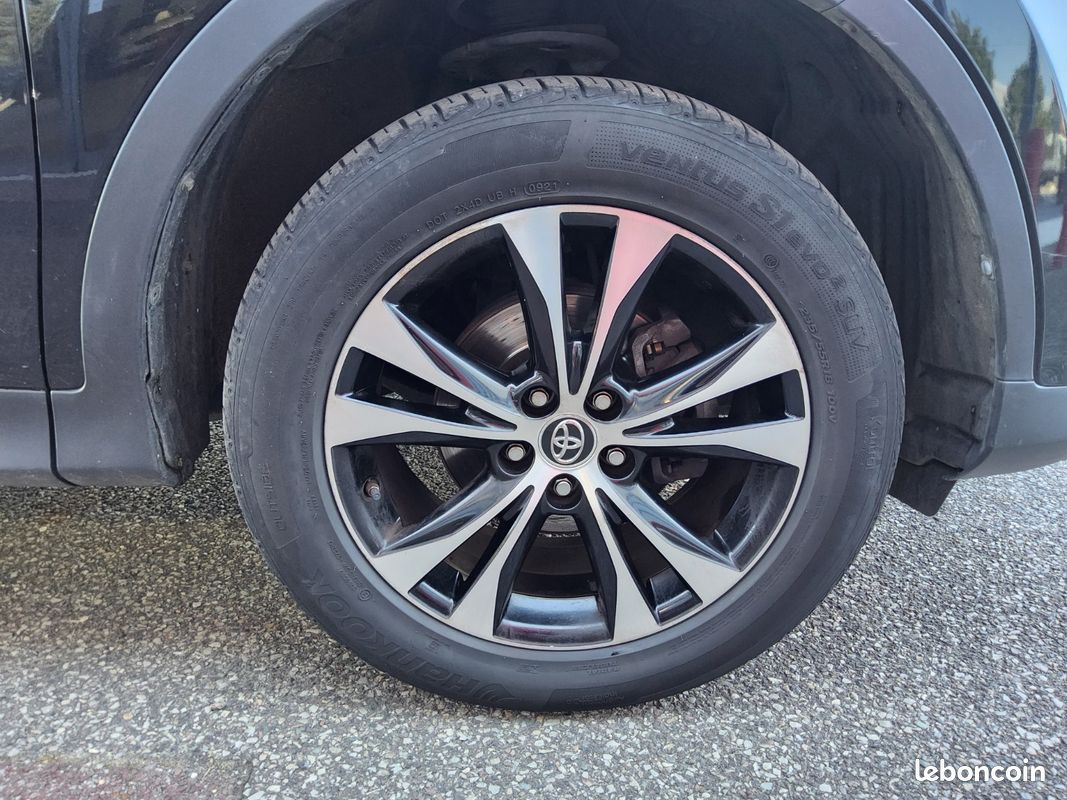 TOYOTA RAV4 150 D-CAT AWD FAP Lounge A (image 29)
