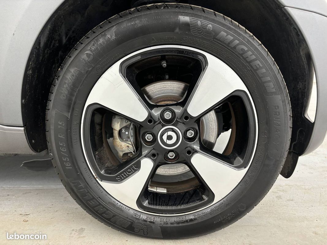 SMART Fortwo Coupé 82 ch Passion (image 20)