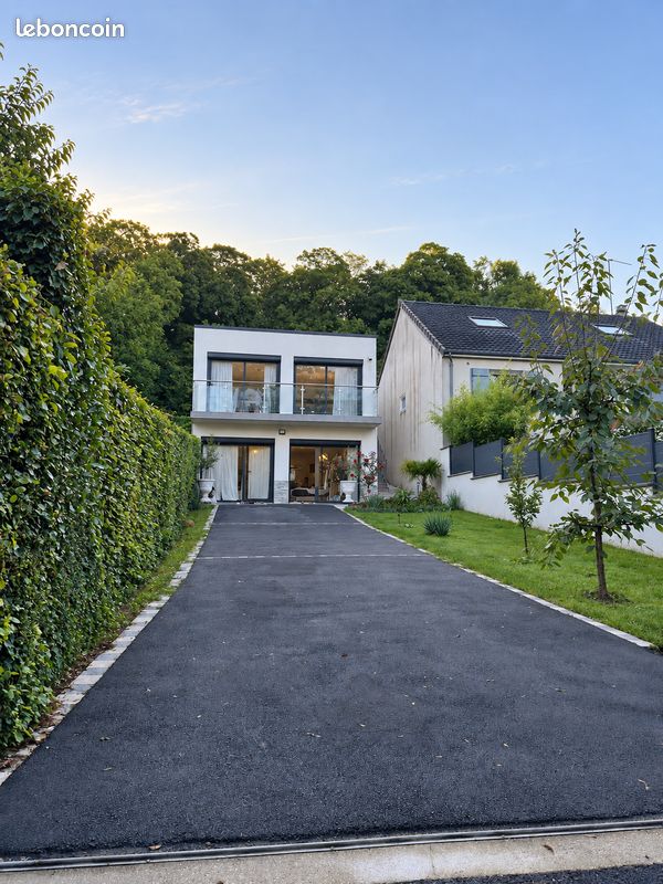 Maison 6 pièces 155 m² · à Montlignon · 155 m² · 590 000 €