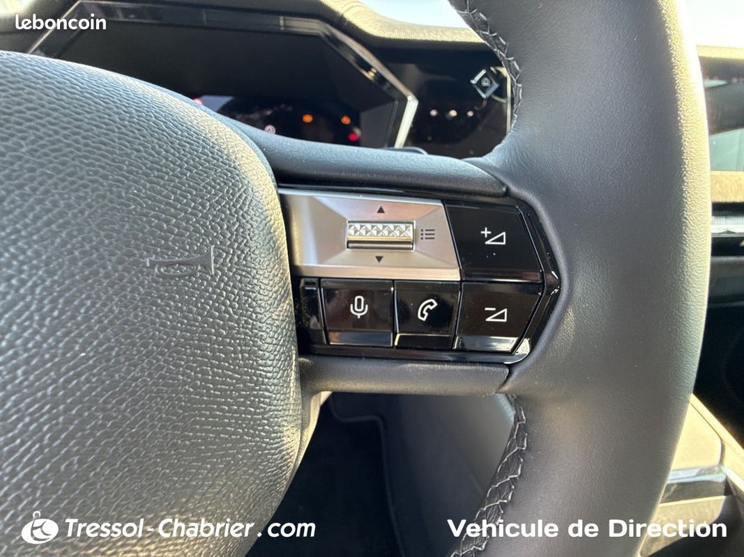 DS N°4 Hybride 145 e-DCT6 Etoile - Alcantara (image 23)