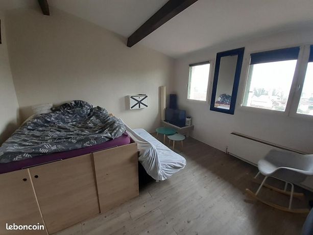 Studio 1 pièce 25 m²