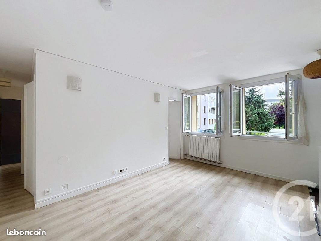 Appartement 3 pièces 51 m² · à Vitry-sur-Seine · 51 m² · 1 051 €