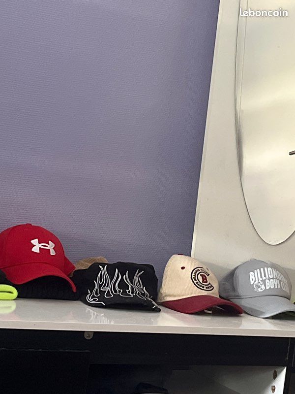 Lot casquette (image 1)
