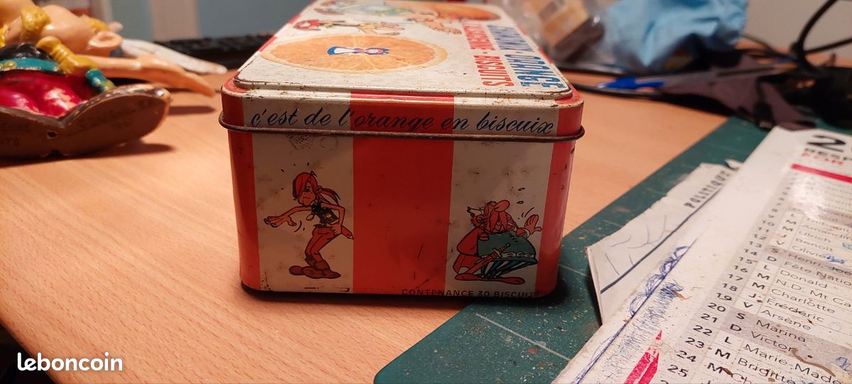 ASTÉRIX ET OBÉLIX - Biscuits L'Alsacienne - Boîte métal Chamonix 1967