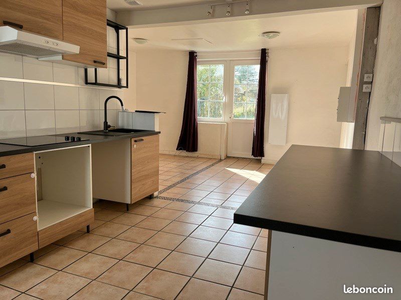 Maison 3 pièces 64 m² · à Châteauneuf-du-Faou · 64 m² · 680 €/mois