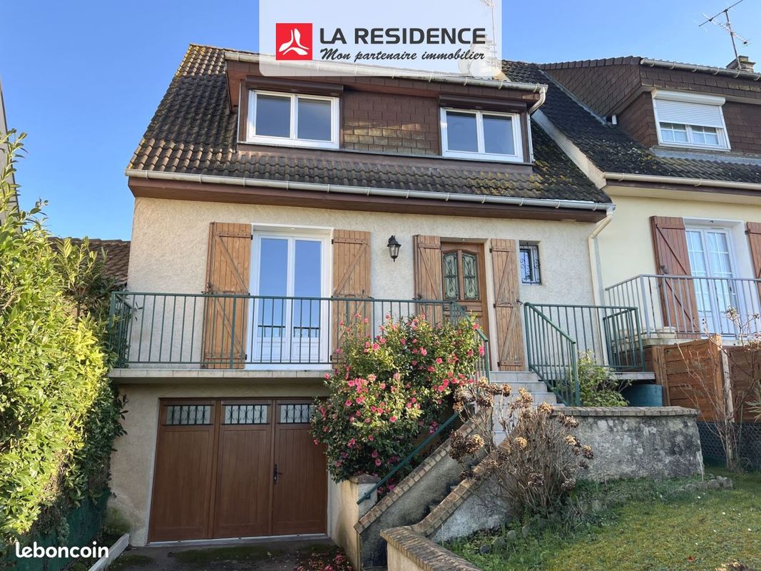 Maison 5 pièces 94 m² · à Magnanville · 94 m² · 245 000 €