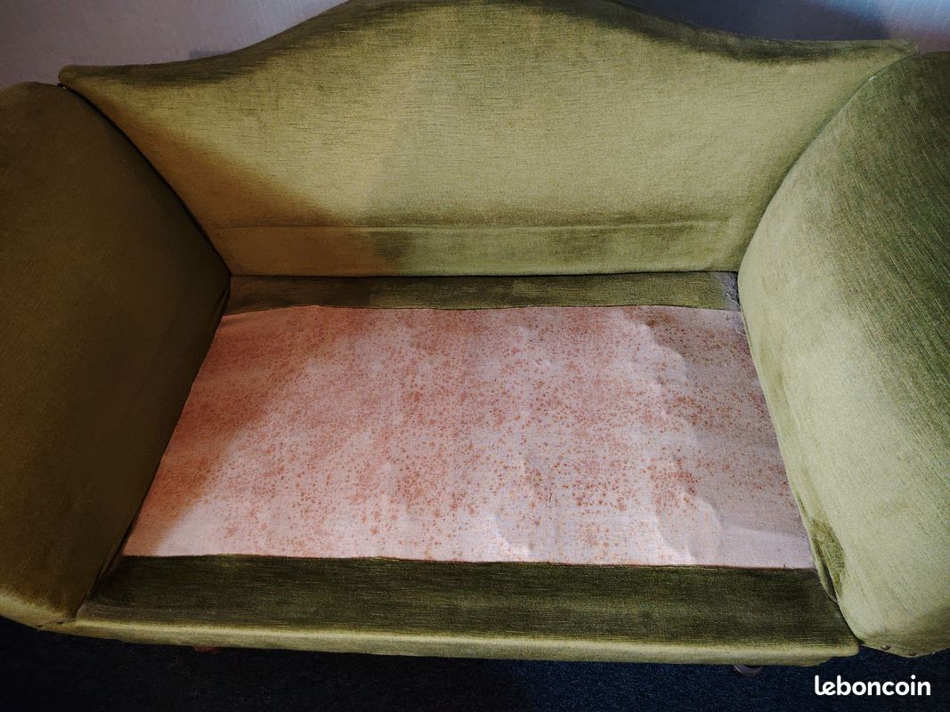 Canapé antique (image 5)