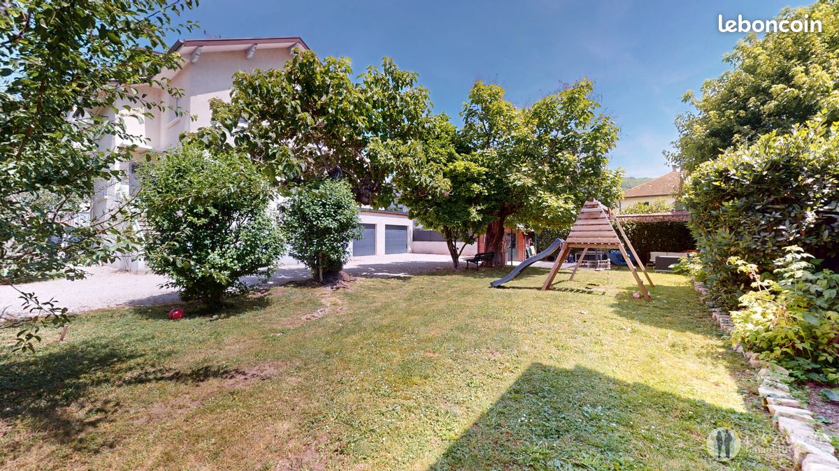 Appartement 4 pièces 103 m² · à Saint-Martin-d'Hères · 103 m² · 280 000 €