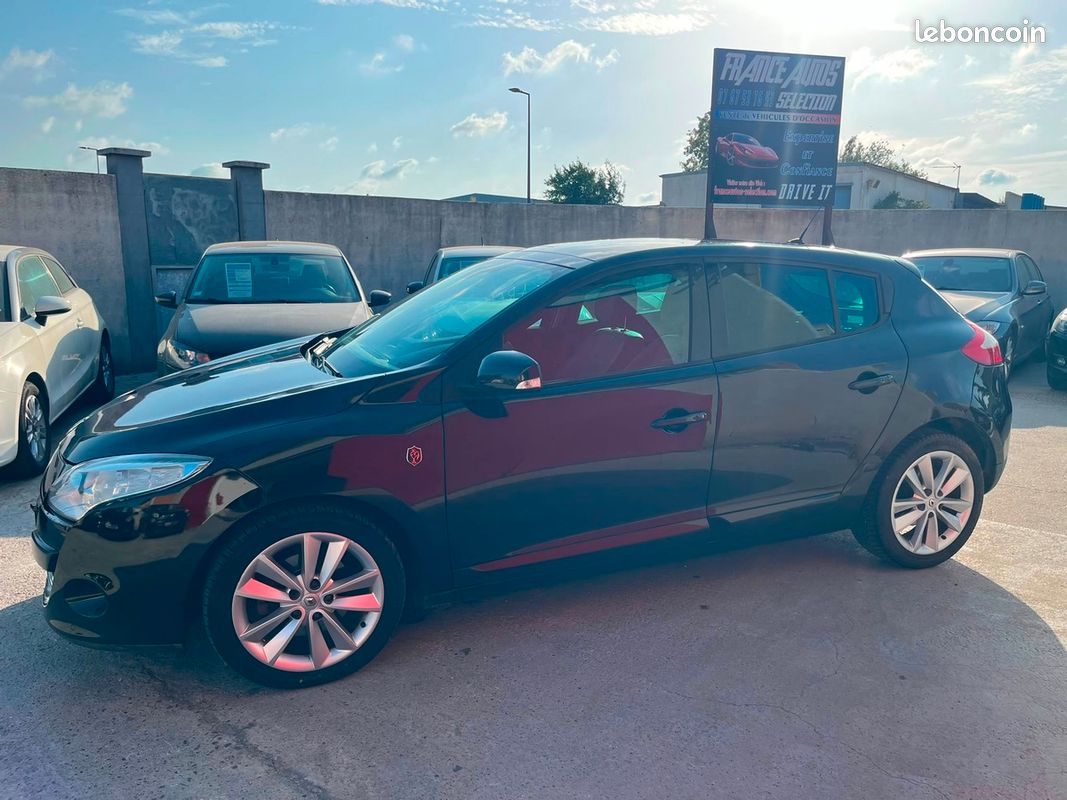 RENAULT Megane III XV DE FRANCE 2.0L DIESEL DCI 150 CH BOITE AUTO | RÉVISÉE & GARANTIE 12 MOIS (image 11)