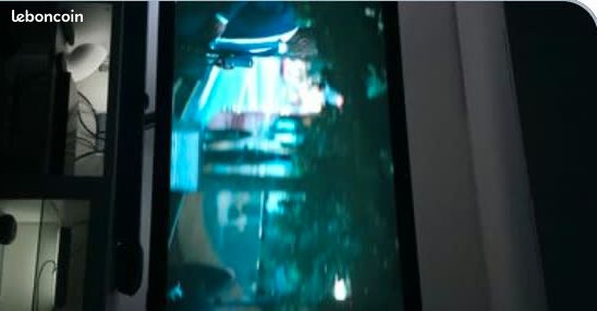 TV Oled 65" 4K Ambilight 4 côtés & barre de son Philips 65OLED935 (image 1)