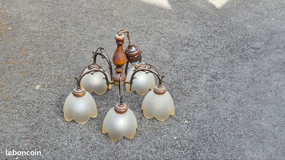 Lustre (image 2)