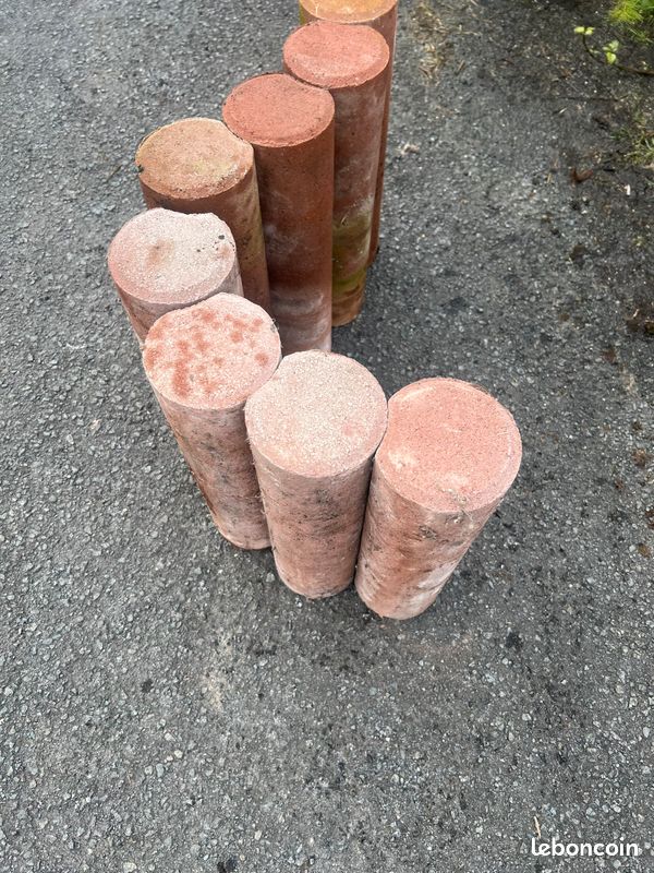 140 Bordures soit 14 mètres bordurette séparation béton rouge jamais posé (image 3)