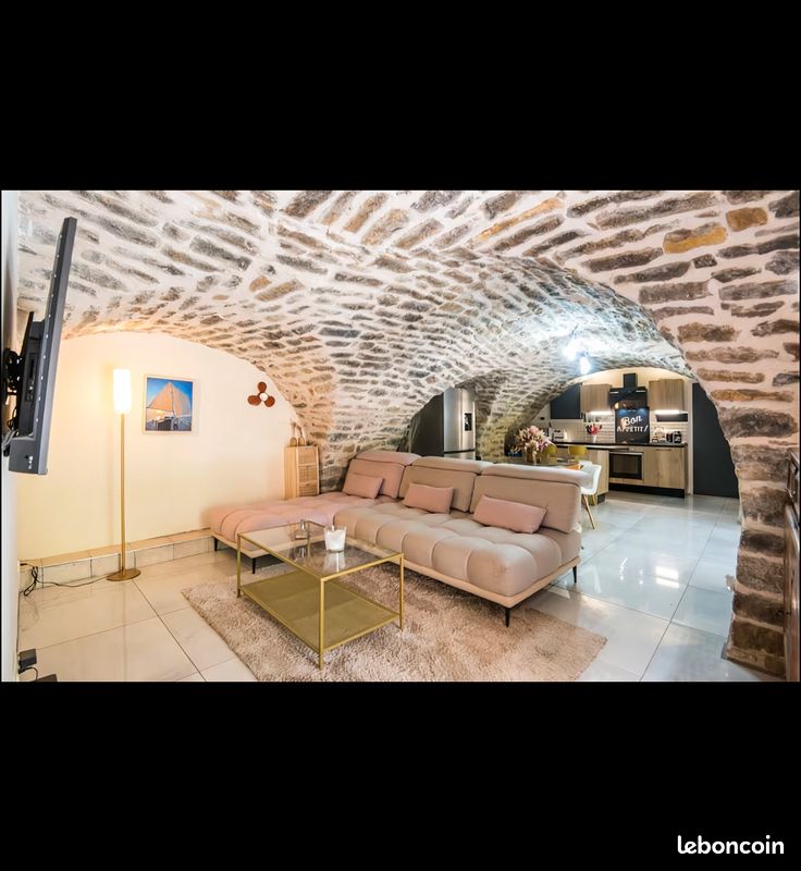 Maison 3 pièces 90 m² · à Millau · 90 m² · 890 €/mois