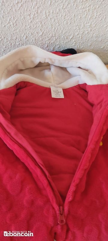Combinaison pilote Mickey DISNEY STORE rouge en polaire pour bébé (image 6)